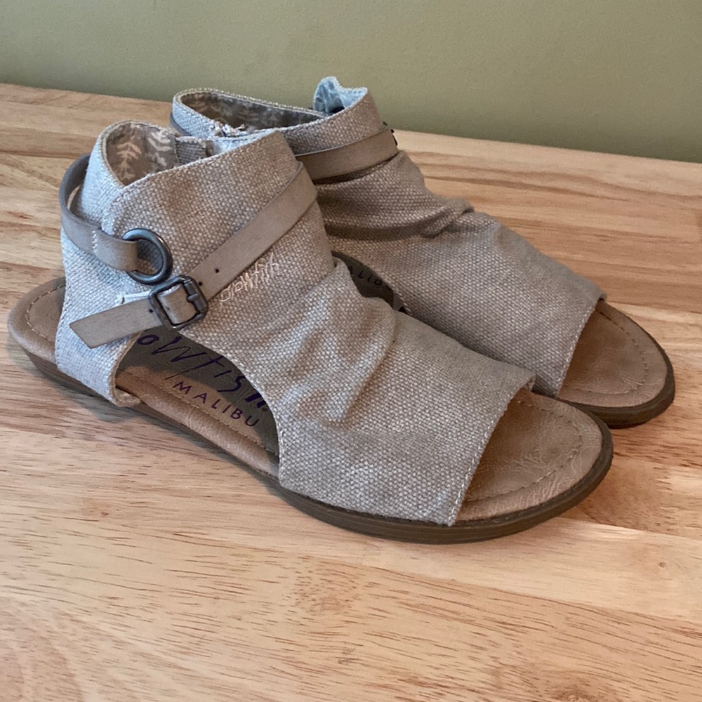 Blowfish Canvas Ruched Peep Toe Bootie Buckle Lagenlook Sandals
